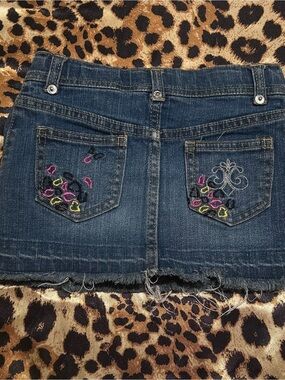 Y2K Deréon Embroidered Denim Mini Skort